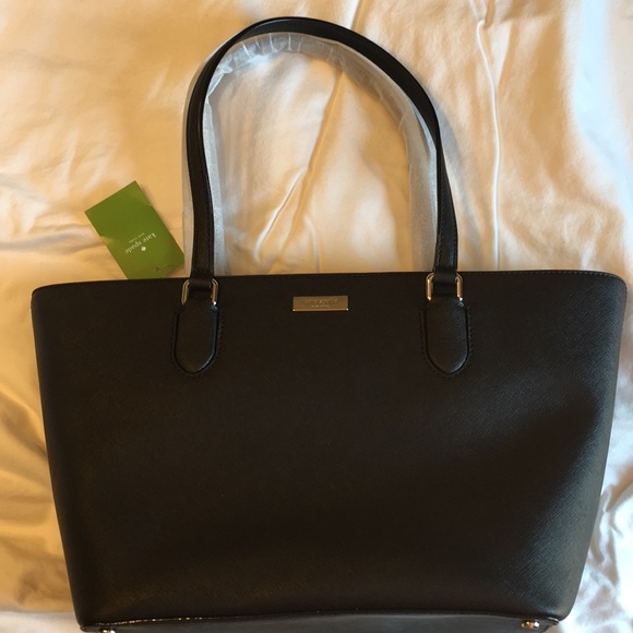 kate spade Handbags - 🎉HP🎉 Kate Spade Dally Laurel Way Black Tote